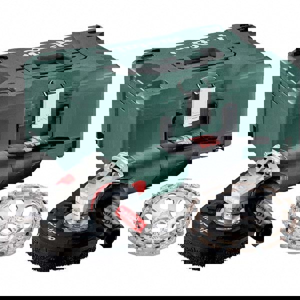 Cut-Off Tools & Cut-Off-Grinder Tools; Type of Power: Electric; Wheel Diameter: 5 in; Handle Type: Straight; Speed (RPM): 9600; Voltage: 120.0 V; Wheel Diameter (Inch): 5; Handle Type: Straight; Includes: 5